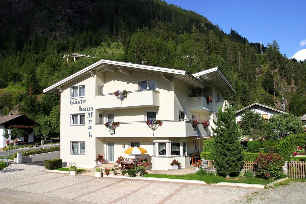 Gaestehaus Mrak Längenfeld Kültér fotó